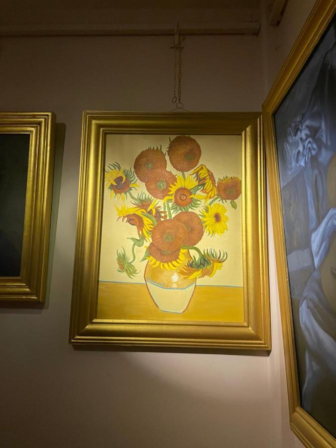 Hotel Pokharaeye Екстериор снимка